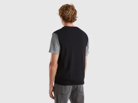 Black vest in pure Merino wool - Black | Benetton