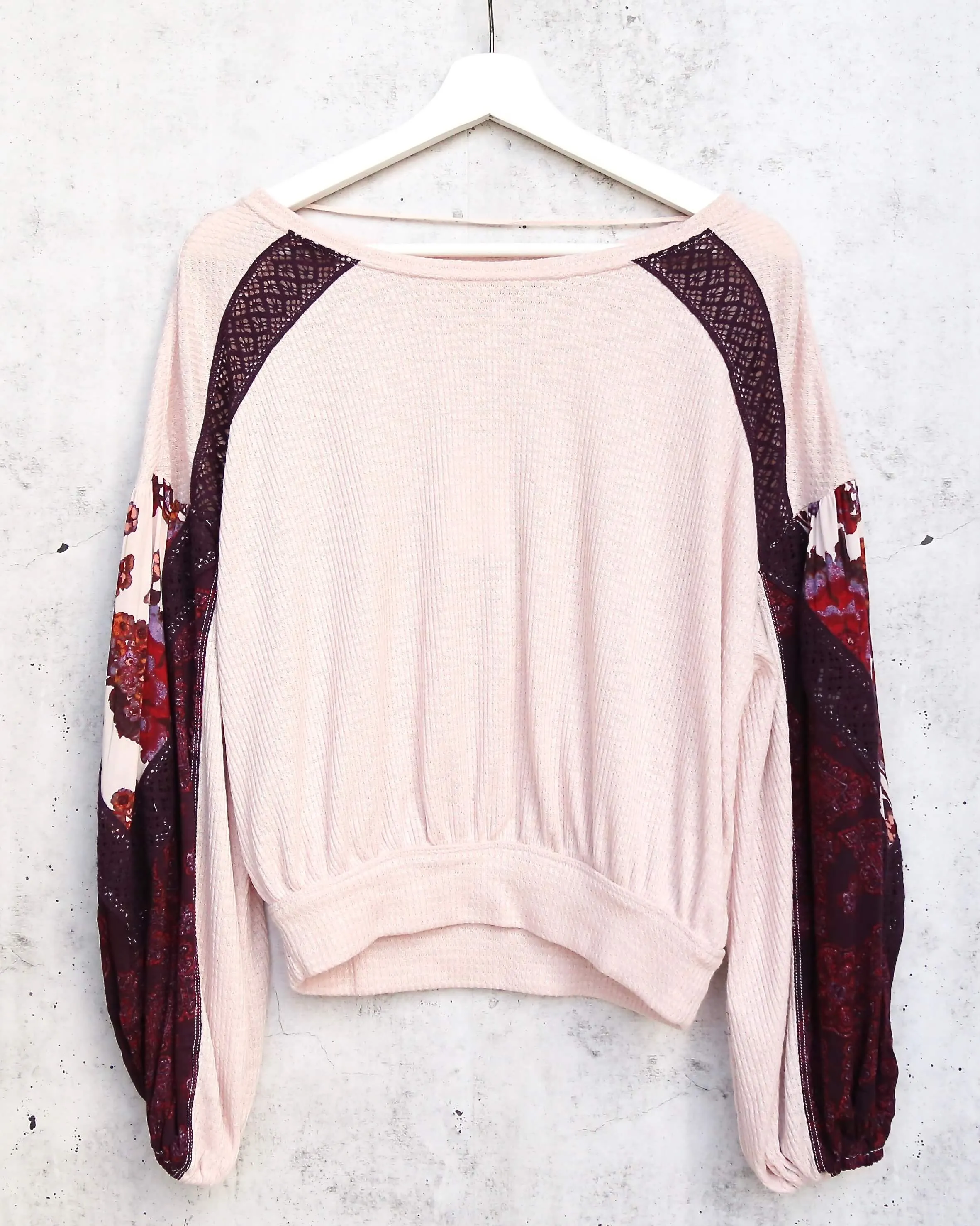 Free People Casual Clash Thermal Top With Contrasting Billowed Sleeves - Rose