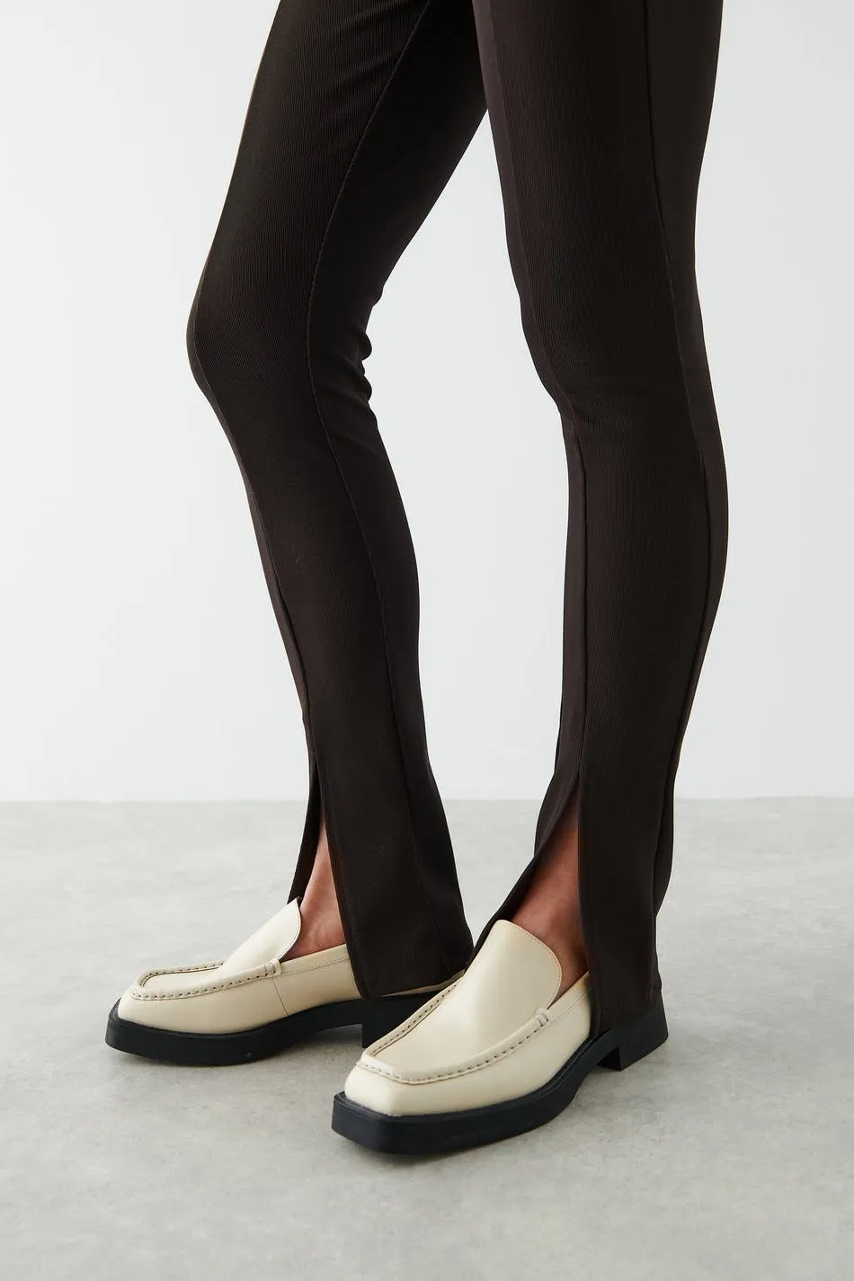 Jenny slit leggings