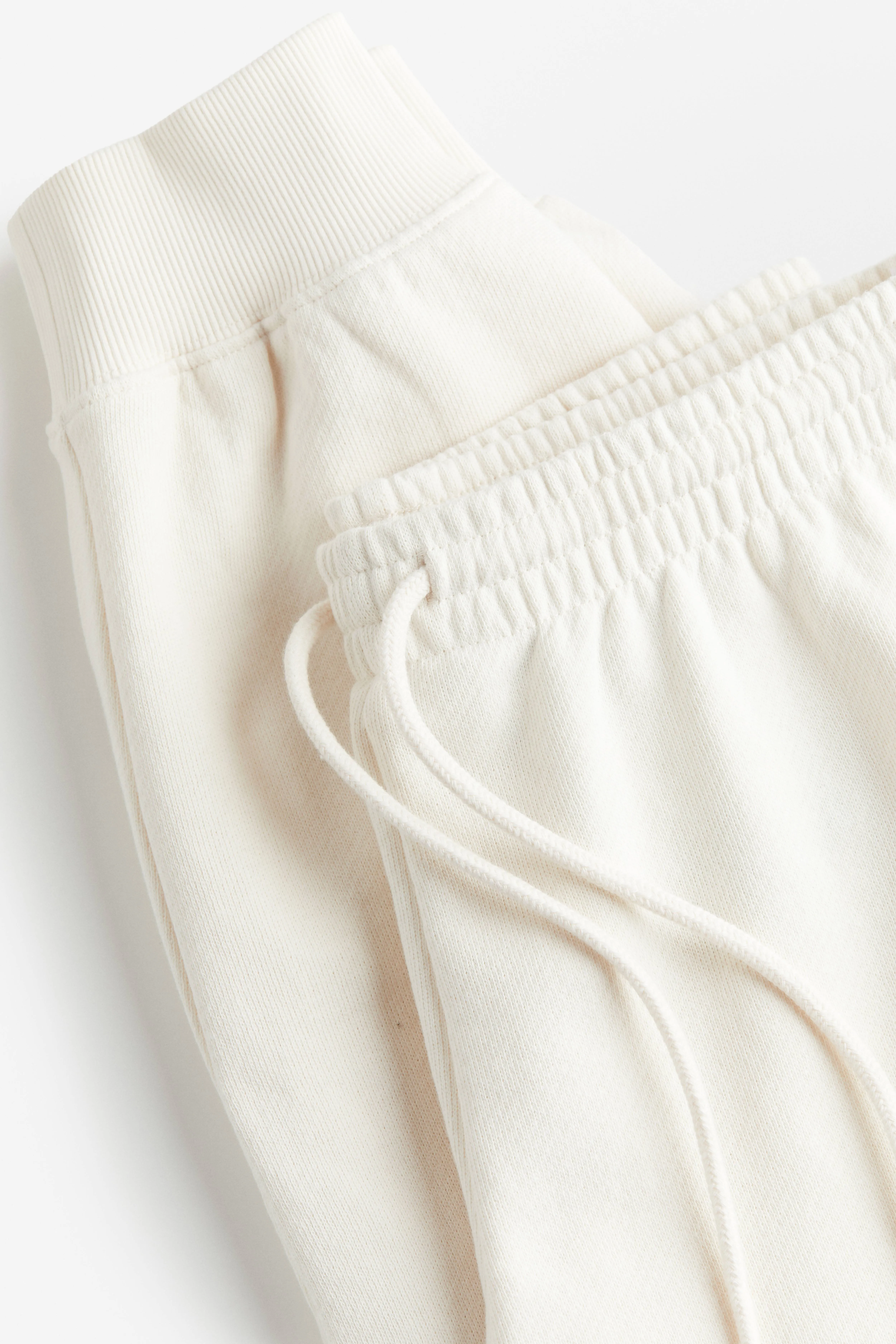 Joggers - Regular waist - Long - Cream - Ladies | H&M GB