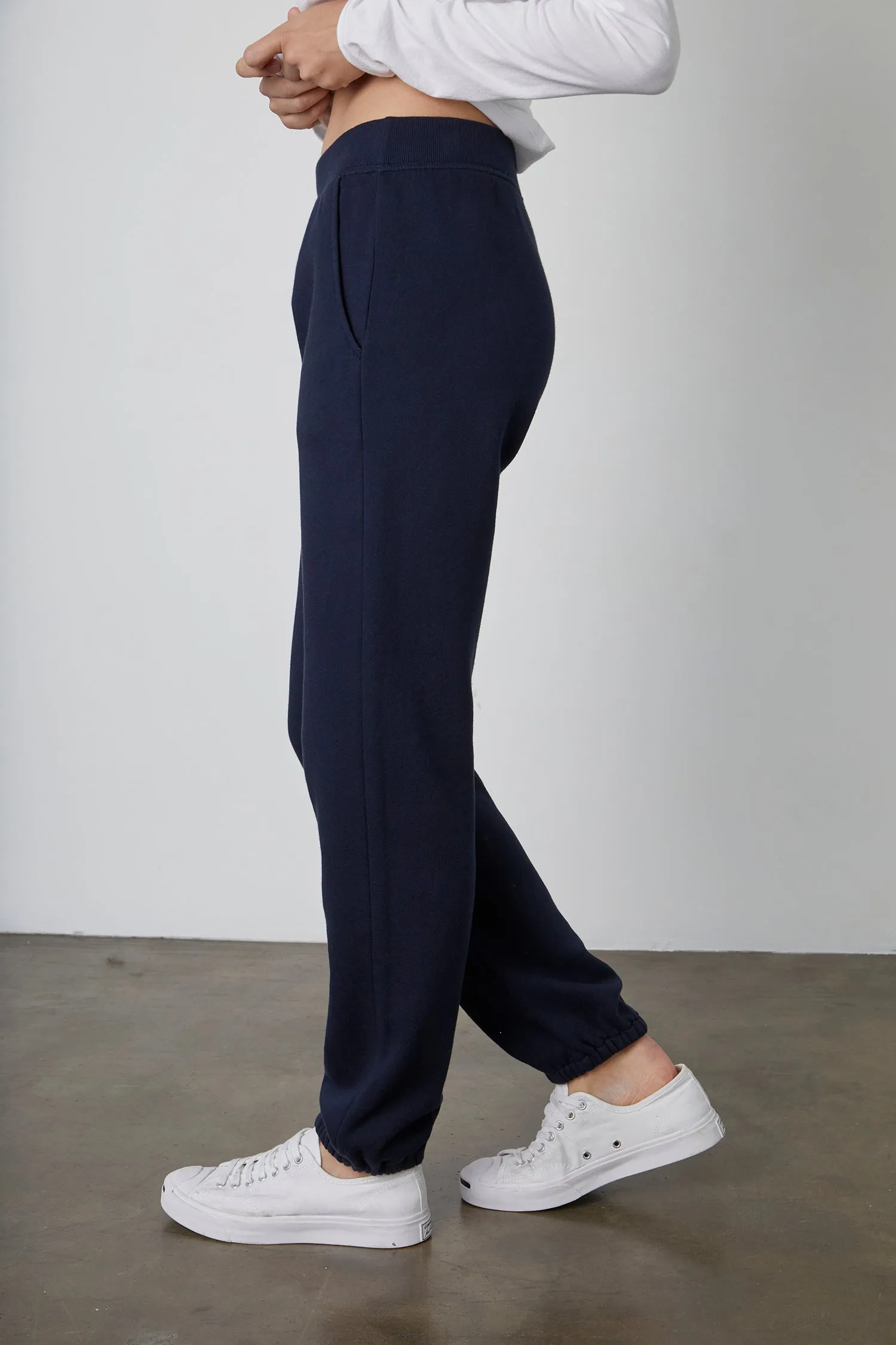 MEGAN FLEECE SWEATPANT IN NAVY