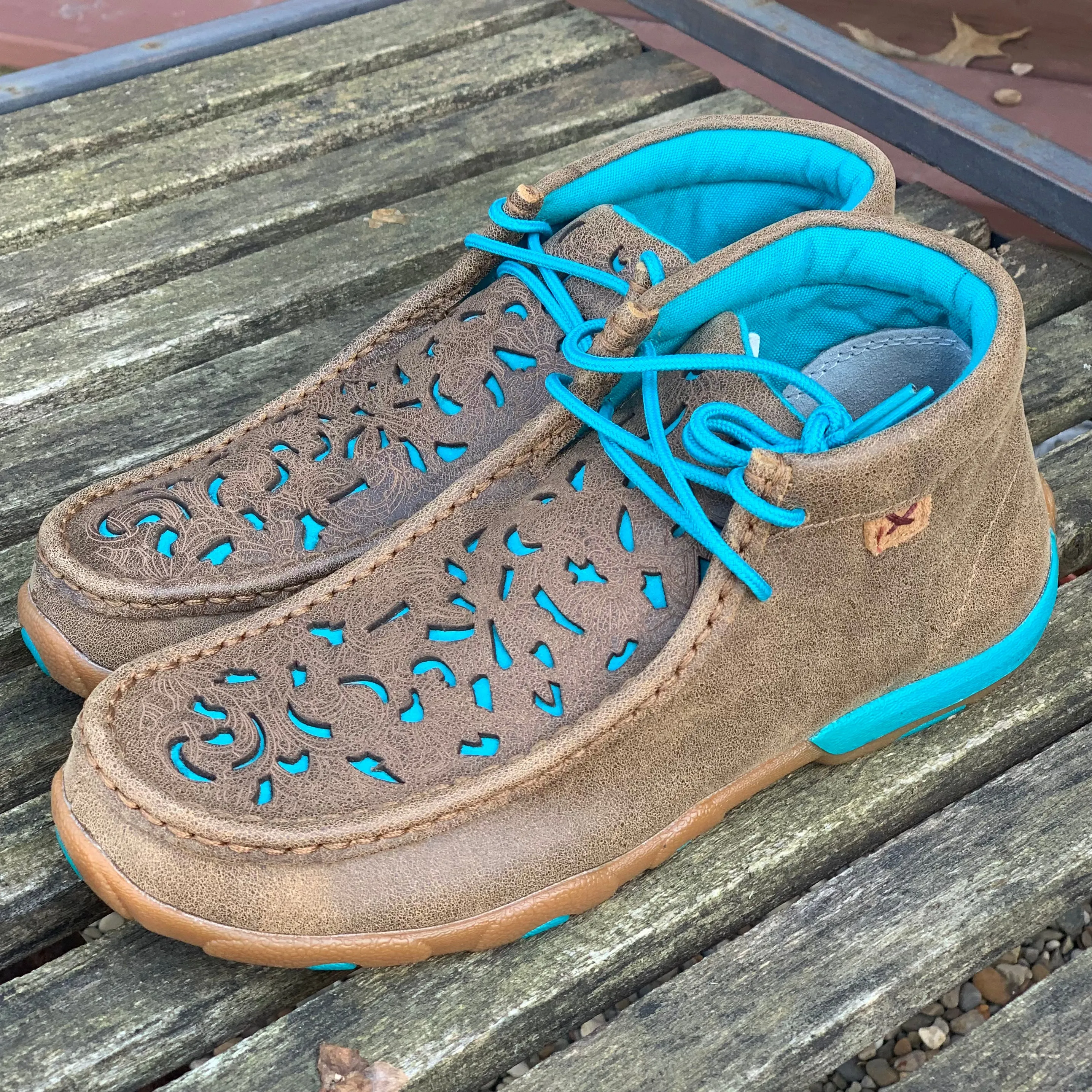 Twisted X Women's Turquoise Inlay Chukka Driving Mocs WDM0126